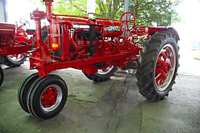 Antique Tractor Show - McCormick-Deering Farmall 1923 F20